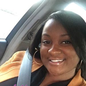 Meet your Posher, Tonya